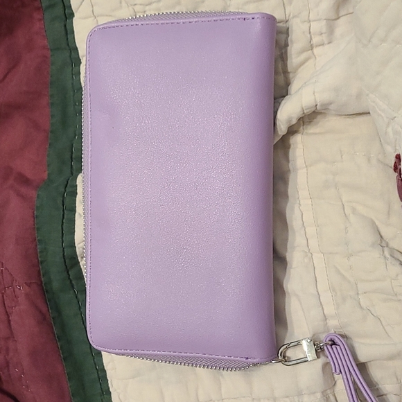 Betsey Johnson wallet/wristlet - Picture 4 of 4